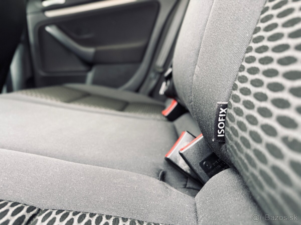 Volkswagen Golf VI 1.6 Variant / TDI 77 kW - 16