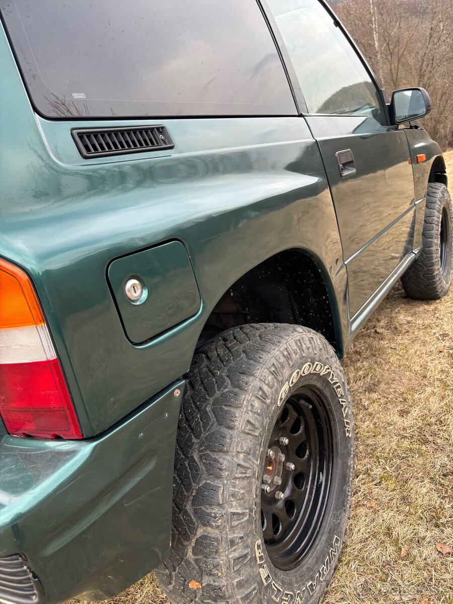 Suzuki Vitara 1.6 - 16