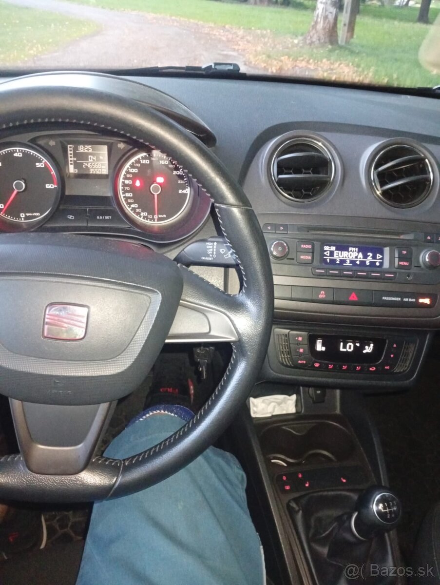 Predám Seat Ibiza combi 1.6 TDi - 16