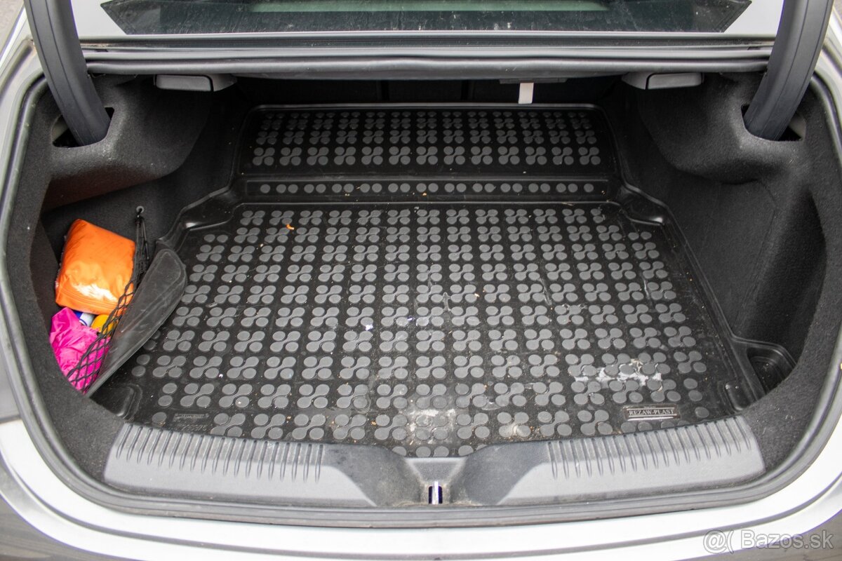 Mercedes-Benz CLS Coupé AMG Line - 16