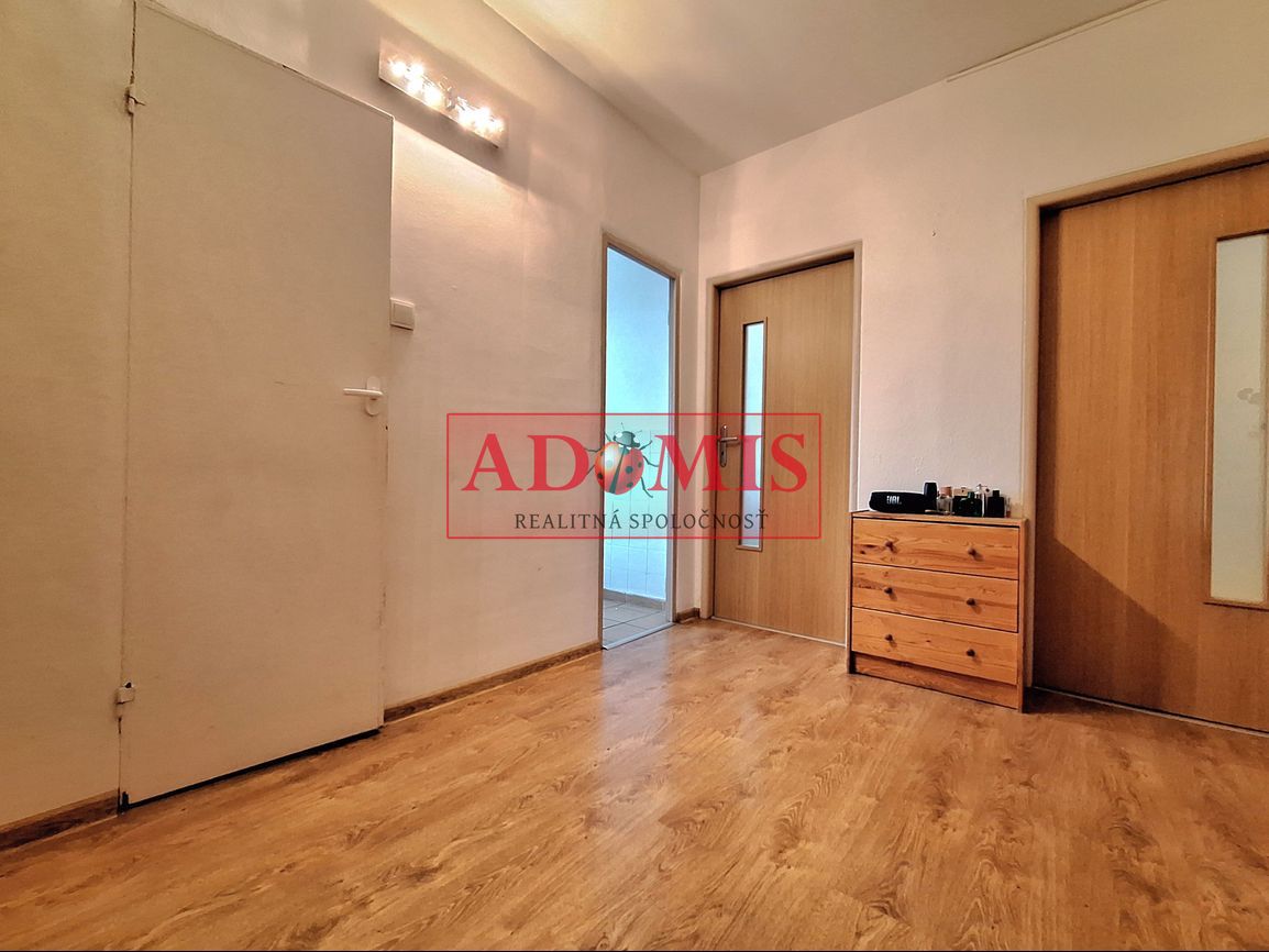 ADOMIS - predám 3-izb byt, balkón, Humenská ul.,Košice - Ter - 16