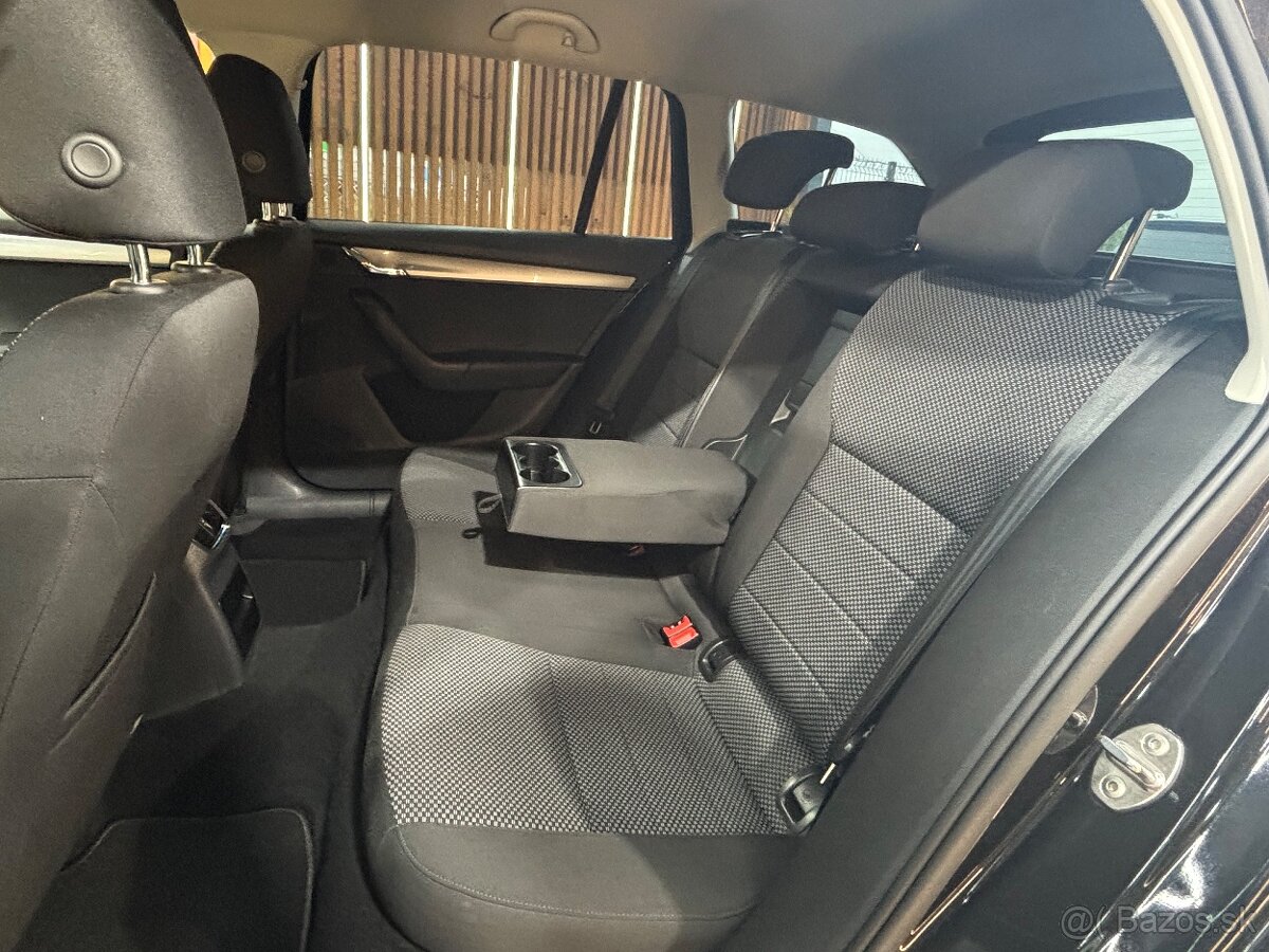 Škoda Octavia Combi 1.4 TSI 150k DSG - 16