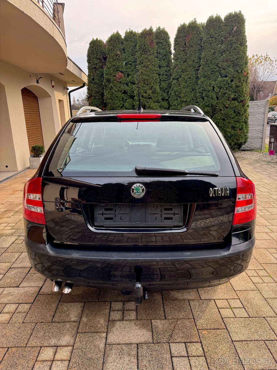 Skoda Octavia COMBI 2.0Tdi 103kw L&K DSG+Xenon+Navi+Tažne - 16