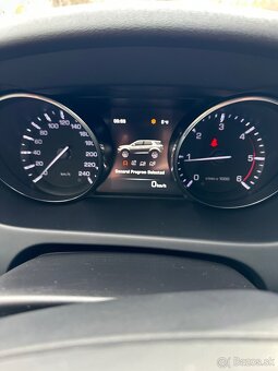 Land Rover Discovery sport 2.2D 110kw TD4 4x4 6-manuál - 16