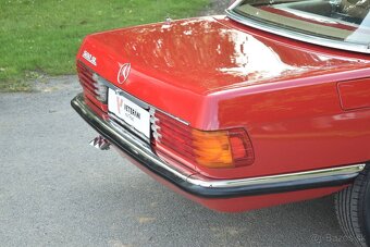 Mercedes-Benz 500SL R107 - 16