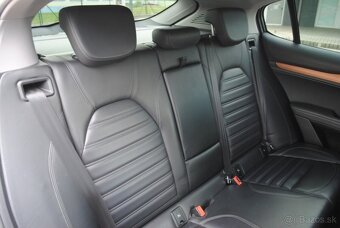 Alfa Romeo Stelvio 2.0 Benzín - PREDAJ AJ NA SPLÁTKY - 16