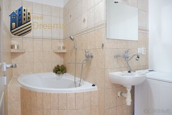veľkometrážny 3izbový byt v Šali na prenájom - 16