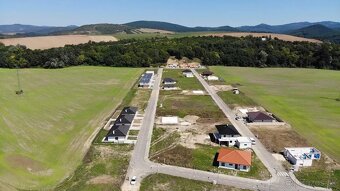 4 izbový BUNGALOV- Moravany nad Váhom DOLINKY s pozemkom 669 - 16