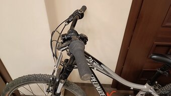 Detský / juniorský bicykel Specialized Hotrock 24 - 16
