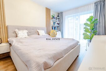 Novostavba – Kompletne zariadený rodinný dom s modernými tec - 16
