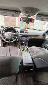 Mercedes W211 - 16