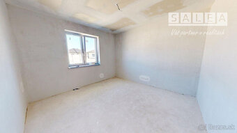 4 izbový rodinný dom 120m2 na pozemku 536m2 Topoľnica - 16