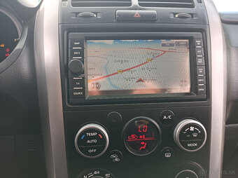 Suzuki Grand Vitara, 2.4-124kw,4x4,navi,xenon,2012 - 16