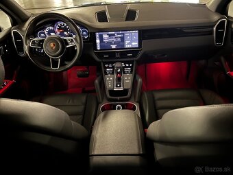 Porsche Cayenne 3.0 250Kw 4x4 A/T BLACK EDITION - 16