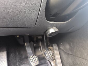 Škoda Octavia Combi Elegance 2,0TDI M6 - 16