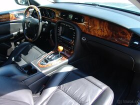 Jaguar XJ XJ8 4.2 Executive - 16