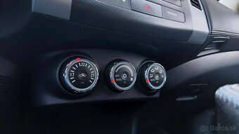 Mitsubishi Outlander 2.2 DI-D 177k Intense 4x4 2011 - 16