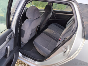 Peugeot 407 SW 1.6 HDi 80kW - 16