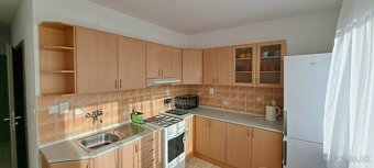 Prenajmem 3-izbový byt Nová Dubnica 74m² - 16
