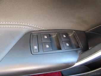 Opel Insignia ST 1.6 CDTi ecoFLEX Cosmo - Možný odpočet DPH - 16