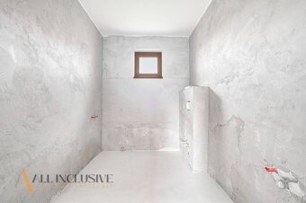 ALL INCLUSIVE | NA PREDAJ 3-IZBOVÝ BYT S KRYTOU TERASOU VO V - 16
