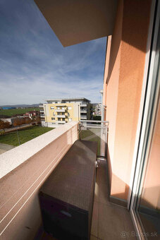 Na predaj 3-izbový byt s terasou Na Zongorke v Trenčíne - 16