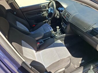Volkswagen Golf 4 1.6 74kw - 16