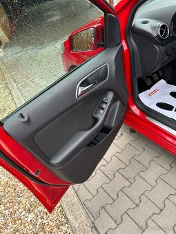 Mercedes-Benz B180 1.6i (90 kW / 122 koní), r.v. 08/2012 - 16