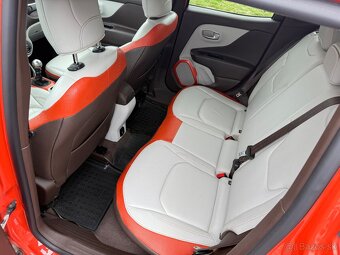 Jeep Renegade 1.6 MJT 120 Limited - 16