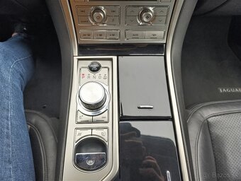 Jaguar XF 3.0D V6 211k Premium Luxury - 16