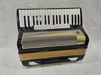 Akordeon hohner lucia IV, 96 basovy - 16