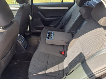 Škoda Octavia 1.6 TDI combi - 16