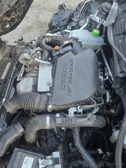 Suzuki Vitara 2023 4x4 - 16