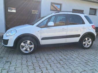 Suzuki SX4 1.6 Club, 4x4 r.v. 2009, benzín, manuál - 16