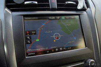 Ford Mondeo 2.0 Hybrid Titanium ODPOČET DPH - 16