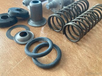 Uaz, gaz predám nové diely spojky - 16