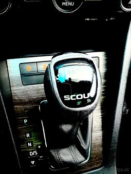 Škoda Octavia Combi Scout 2.0TDI,DSG,4x4,Panorama,Po servise - 16