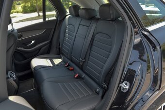 Mercedes Benz GLC 300e 4MATIC Plug-in Hybrid 155 kW 2021 - 16