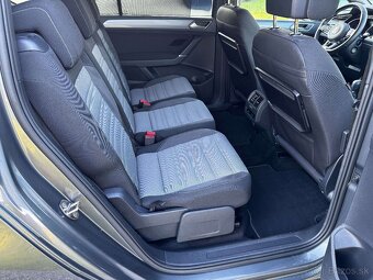 VW Touran R-Line TSi 110kw DSG 7 miestny,LED IQ.Light/PANO - 16
