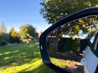 Škoda Octavia Combi 2.0 TDI RS DSG 4x4 - 16