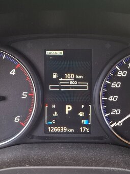 Mitsubishi Outlander - 16