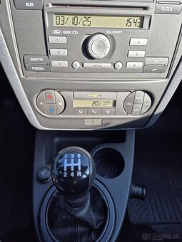 Ford Fusion 1.4i 16v Ambiente - 16