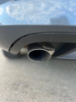 Predám Volkswagen Passat B7 - 16