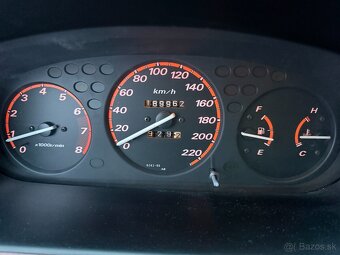 Honda CR-V 2,0 VTEC BENZÍN 4X4 - 16