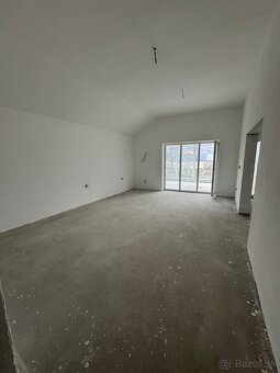 Novostavba RD 330m2 - 16