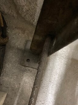 Pracovny stol ponk - 16