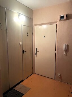 Lukratívny 3,5i byt -balkón a lodžia v centre Brezna -82 m2 - 16