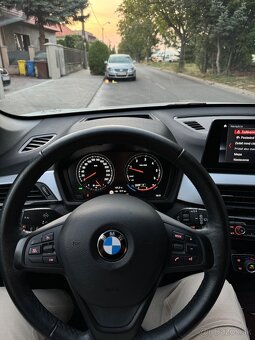BMW X1 18D Xdrive A/T Slovák 2/2022 - 16