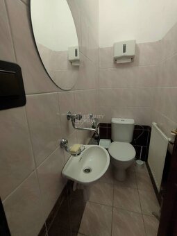 Administratívno-prevádzkové priestory 91m2 v Žiline s parkov - 16