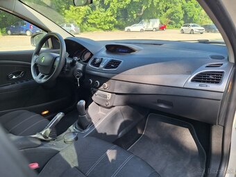 Renault Fluence - 16